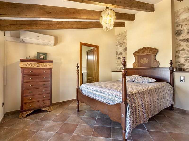 3 soveværelse Villa til salg i Llubi med swimmingpool garage - € 980.000 (Ref: 9272749)