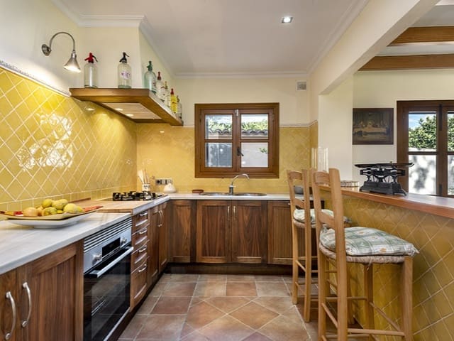 3 soverom Villa til salgs i Llubí med svømmebasseng garasje - € 980 000 (Ref: 9272749)