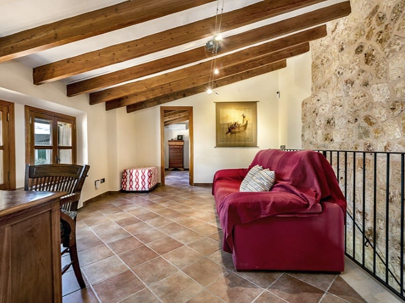 3 soveværelse Villa til salg i Llubi med swimmingpool garage - € 980.000 (Ref: 9272749)