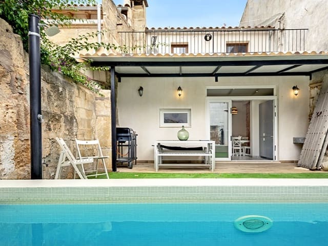 3 soveværelse Villa til salg i Petra med swimmingpool - € 695.000 (Ref: 9294457)