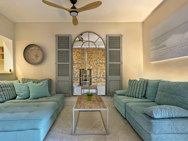 3 bedroom Villa for sale in Alaró with pool - € 995,000 (Ref: 9326710)