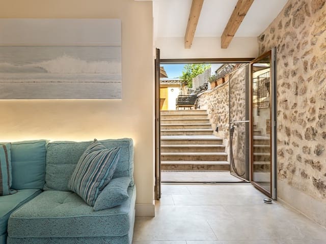 3 bedroom Villa for sale in Alaró with pool - € 995,000 (Ref: 9326710)