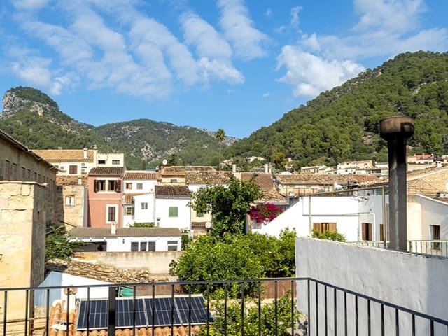 3 bedroom Villa for sale in Alaró with pool - € 995,000 (Ref: 9326710)