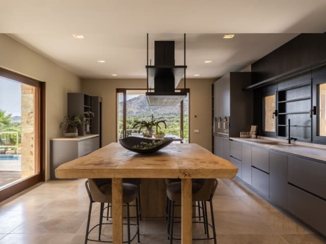 7 makuuhuone Maalaistalo myytävänä paikassa Alaró mukana uima-altaan 
autotalli - 9 950 000 € (Ref: 9356340)