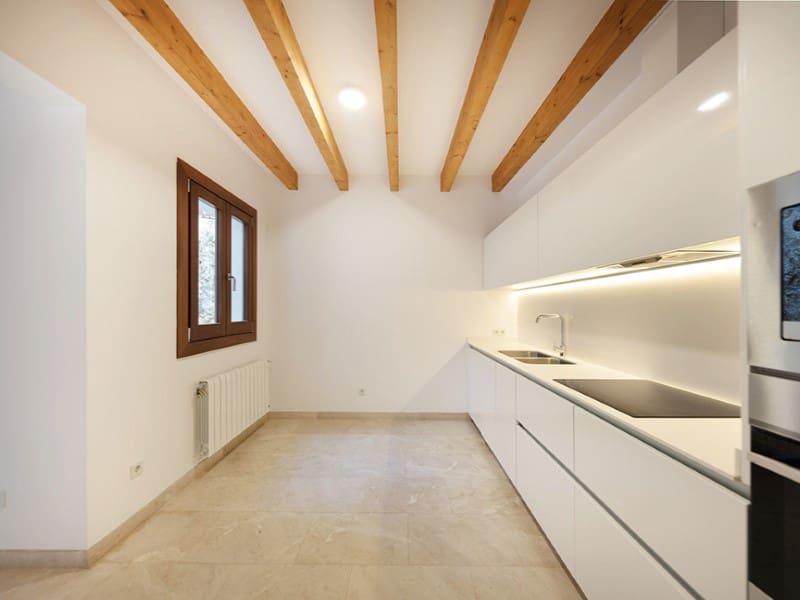 3 soveværelse Villa til salg i Alaro med garage - € 980.000 (Ref: 9359821)