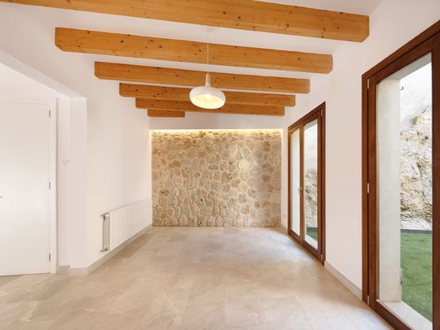 3 chambre Villa/Maison à vendre à Alaró avec garage - 980 000 € (Ref: 9359821)