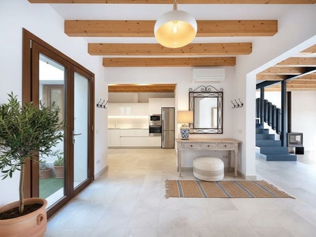 3 chambre Villa/Maison à vendre à Alaró avec garage - 980 000 € (Ref: 9359821)