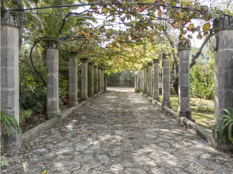 6 bedroom Finca/Country House for sale in Bunyola with pool garage - € 2,100,000 (Ref: 9359822)