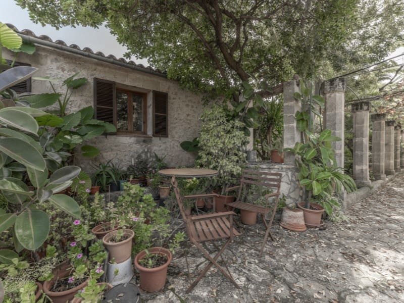 6 bedroom Finca/Country House for sale in Bunyola with pool garage - € 2,100,000 (Ref: 9359822)