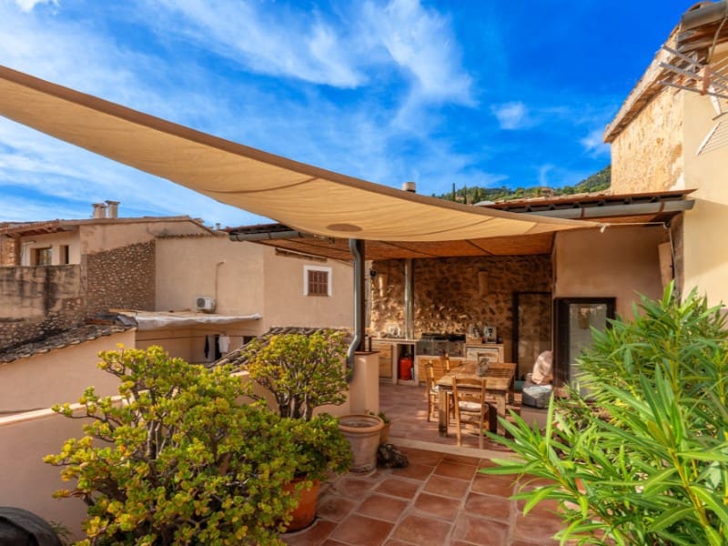 2 soverom Villa til salgs i Fornalutx med garasje - € 1 295 000 (Ref: 9359823)