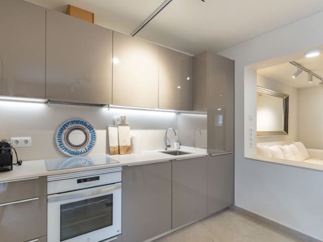 Chalet de 3 habitaciones en Santa María del Camí en venta con piscina - 739.000 € (Ref: 9359824)