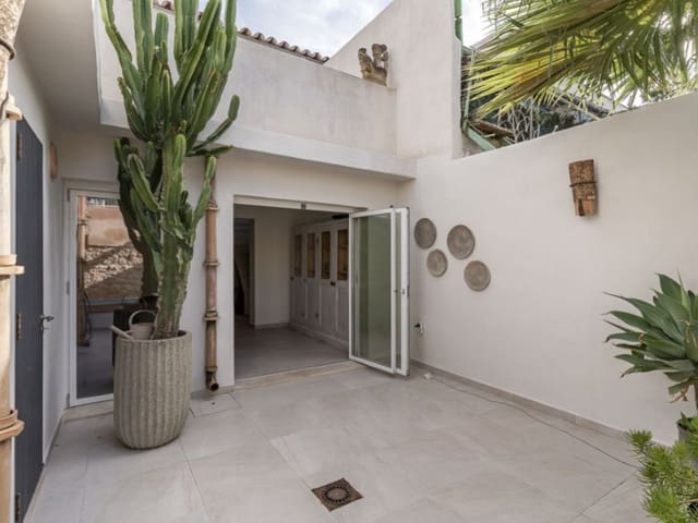 Chalet de 3 habitaciones en Santa María del Camí en venta con piscina - 739.000 € (Ref: 9359824)