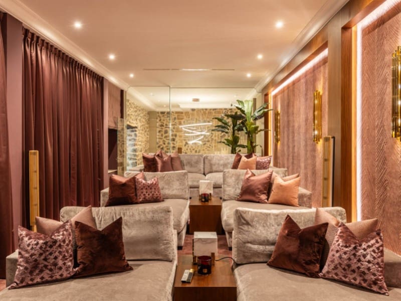 9 slaapkamer Finca/Landhuis te koop in Puigpunyent met zwembad garage - € 29.500.000 (Ref: 9363095)