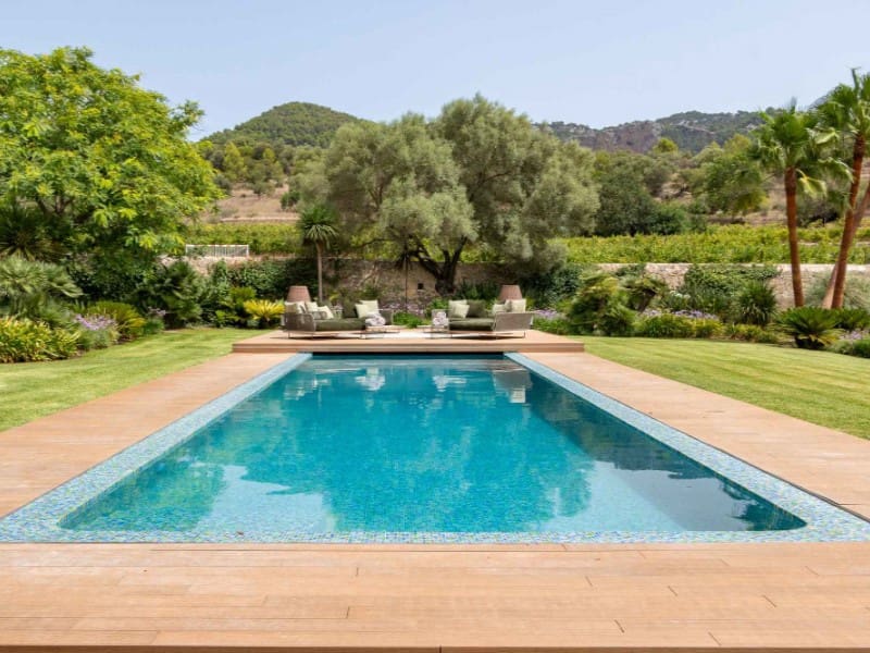 9 slaapkamer Finca/Landhuis te koop in Puigpunyent met zwembad garage - € 29.500.000 (Ref: 9363095)