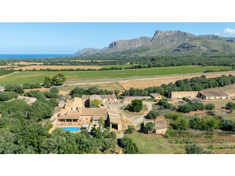 8 chambre Finca/Maison de Campagne à vendre à Arta avec piscine garage - 7 000 000 € (Ref: 9383291)