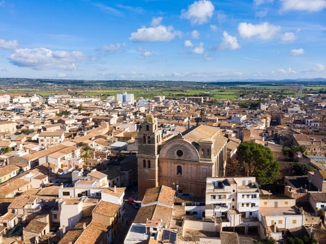 Apartamento de 2 habitaciones en Campos en venta - 590.000 € (Ref: 9383295)