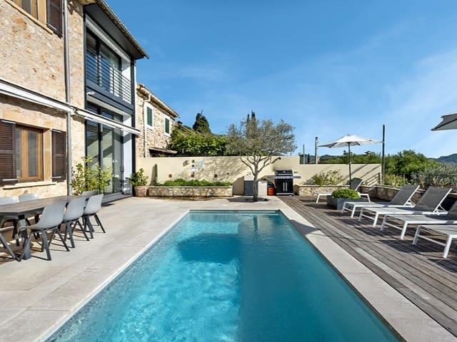 4 soverom Villa til salgs i Alaró med svømmebasseng garasje - € 2 600 000 (Ref: 9388321)