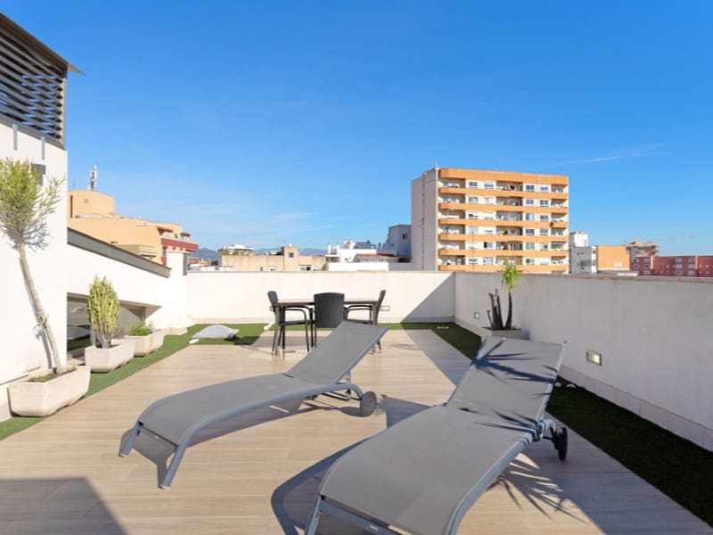 4 bedroom Apartment for sale in Palma de Mallorca with garage - € 1,695,000 (Ref: 9396594)