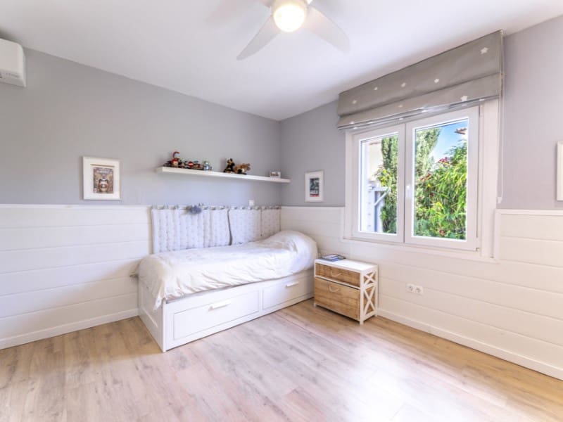 6 soveværelse Finca/Landehus til salg i Son Sardina med swimmingpool - € 2.400.000 (Ref: 9396599)