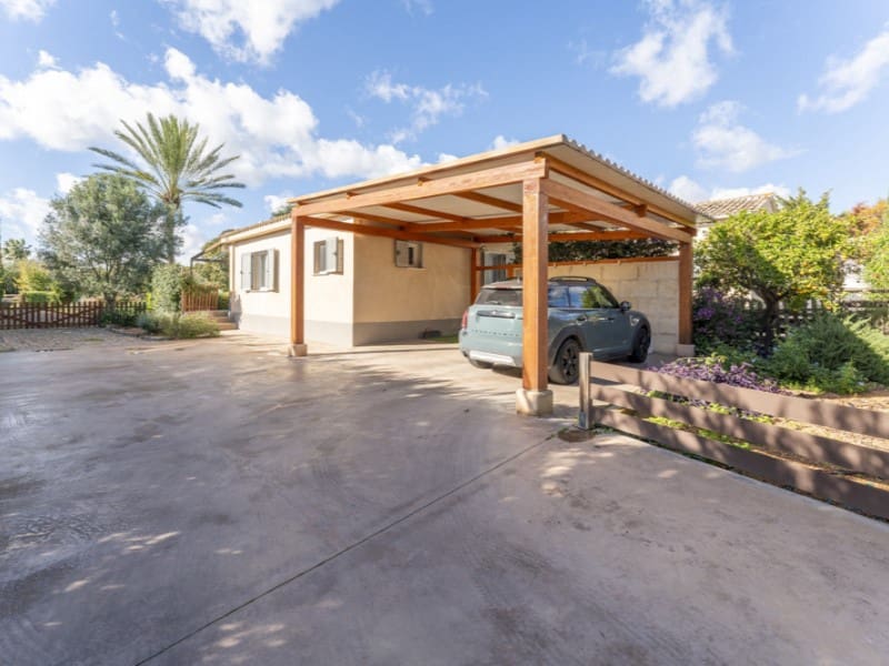 6 soveværelse Finca/Landehus til salg i Son Sardina med swimmingpool - € 2.400.000 (Ref: 9396599)