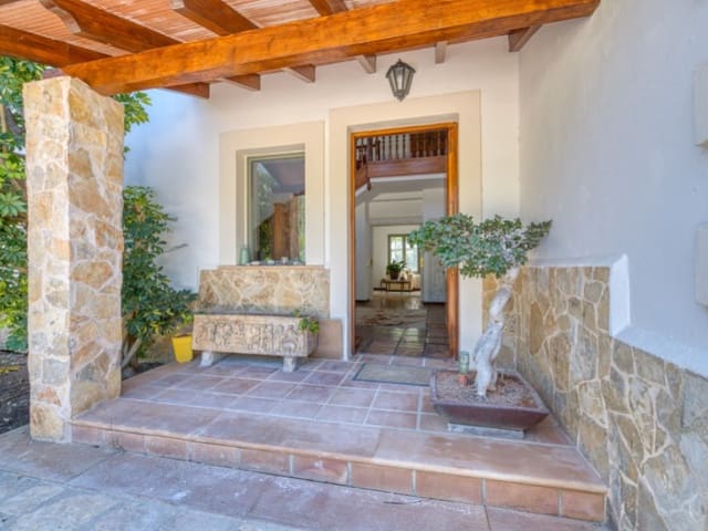 4 chambre Finca/Maison de Campagne à vendre à Esporles avec piscine garage - 1 650 000 € (Ref: 9406561)