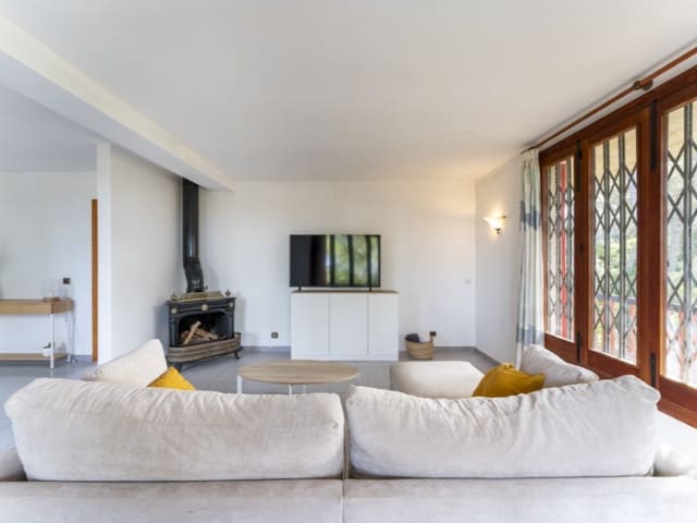 5 sovrum Finca/Hus på landet till salu i Algaida med pool garage - 980 000 € (Ref: 9427882)