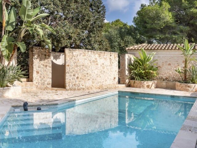 3 soverom Villa til salgs i Campos med svømmebasseng garasje - € 1 890 000 (Ref: 9449461)