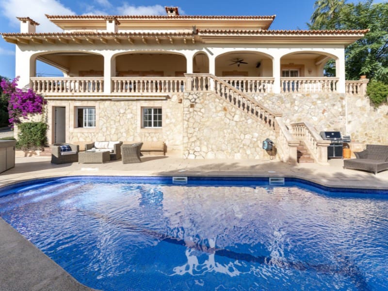 4 bedroom Finca/Country House for sale in L'Aranjassa / S'Aranjassa with pool garage - € 1,950,000 (Ref: 9450339)