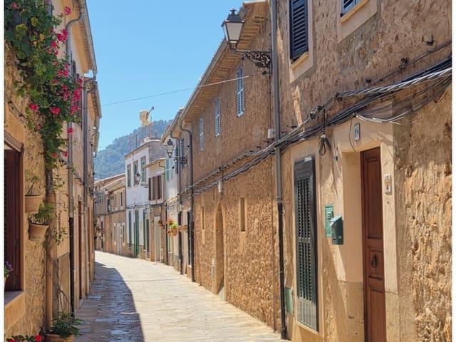 2 soveværelse Villa til salg i Esporles - € 895.000 (Ref: 9452253)