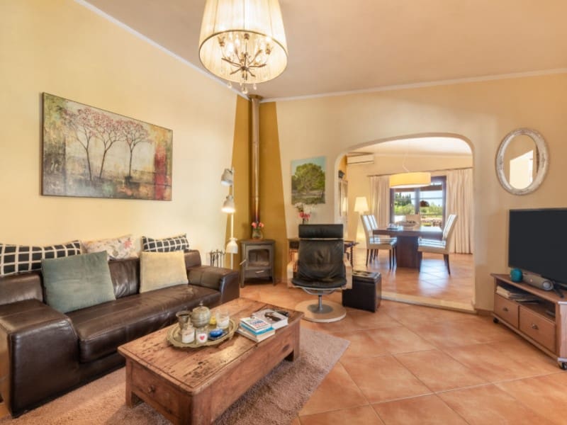 4 makuuhuone Maalaistalo myytävänä paikassa Santa Maria del Cami mukana uima-altaan 
autotalli - 1 200 000 € (Ref: 9470536)