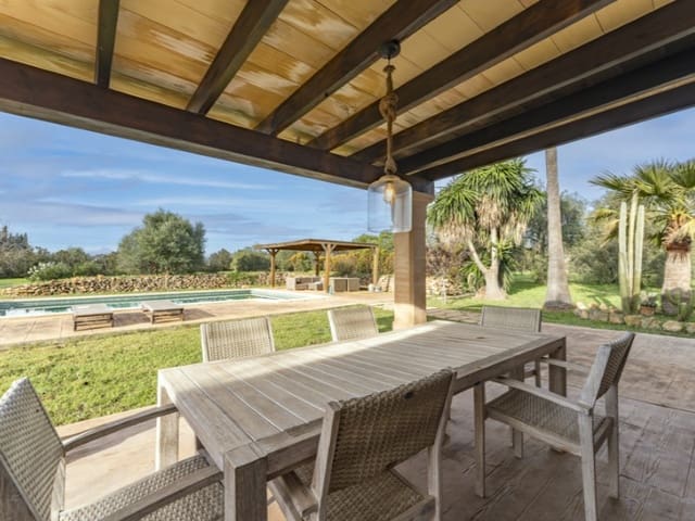 4 chambre Finca/Maison de Campagne à vendre à Santa María del Camí avec piscine garage - 1 200 000 € (Ref: 9470536)