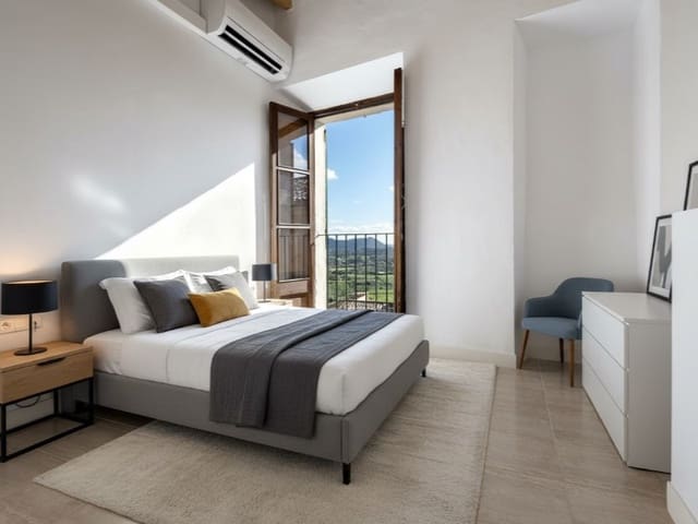 Chalet de 2 habitaciones en Selva en venta con garaje - 420.000 € (Ref: 9497523)