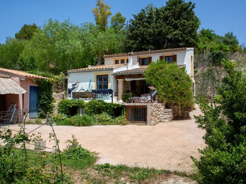 Finca/Casa Rural de 2 habitaciones en Alaró en venta con piscina - 820.000 € (Ref: 9502553)