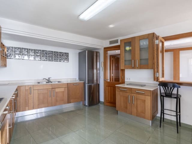 Apartamento de 3 habitaciones en El Terreno, Palma de Mallorca en venta con garaje - 1.600.000 € (Ref: 9504717)