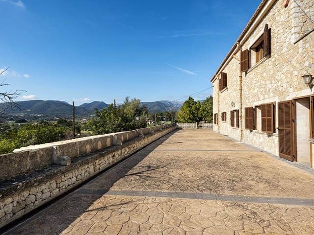 8 sypialnia Finka/Dom wiejski na sprzedaż w Inca z basenem garażem - 3 950 000 € (Ref: 9524684)