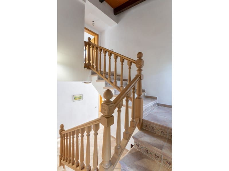 4 soveværelse Finca/Landehus til salg i Montuiri med swimmingpool garage - € 1.450.000 (Ref: 9524686)