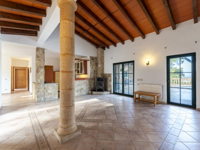 4 soveværelse Finca/Landehus til salg i Montuiri med swimmingpool garage - € 1.450.000 (Ref: 9524686)