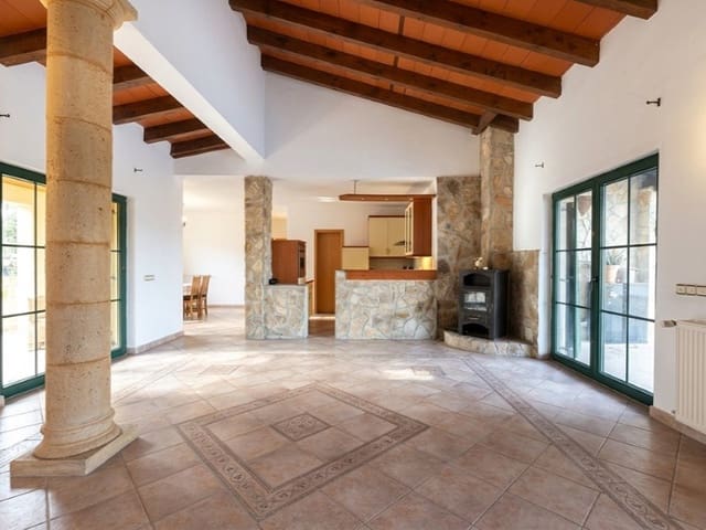 4 soveværelse Finca/Landehus til salg i Montuïri med swimmingpool garage - € 1.450.000 (Ref: 9524686)