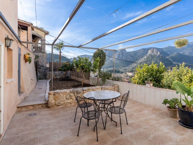 3 bedroom Villa for sale in Bunyola - € 600,000 (Ref: 9528396)