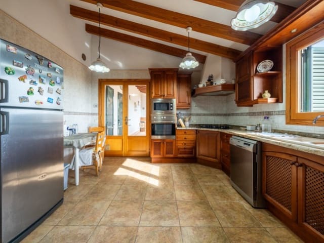 4 soverom Villa til salgs i Bunyola med svømmebasseng garasje - € 1 250 000 (Ref: 9534058)