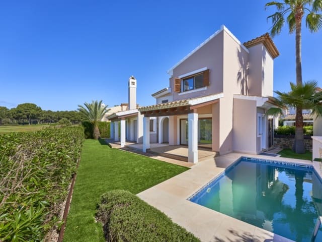 3 soveværelse Villa til salg i Santa Ponsa, Calvià med swimmingpool - € 1.750.000 (Ref: 9534059)