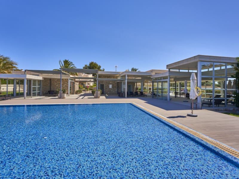 3 soveværelse Villa til salg i Santa Ponsa med swimmingpool - € 1.750.000 (Ref: 9534059)