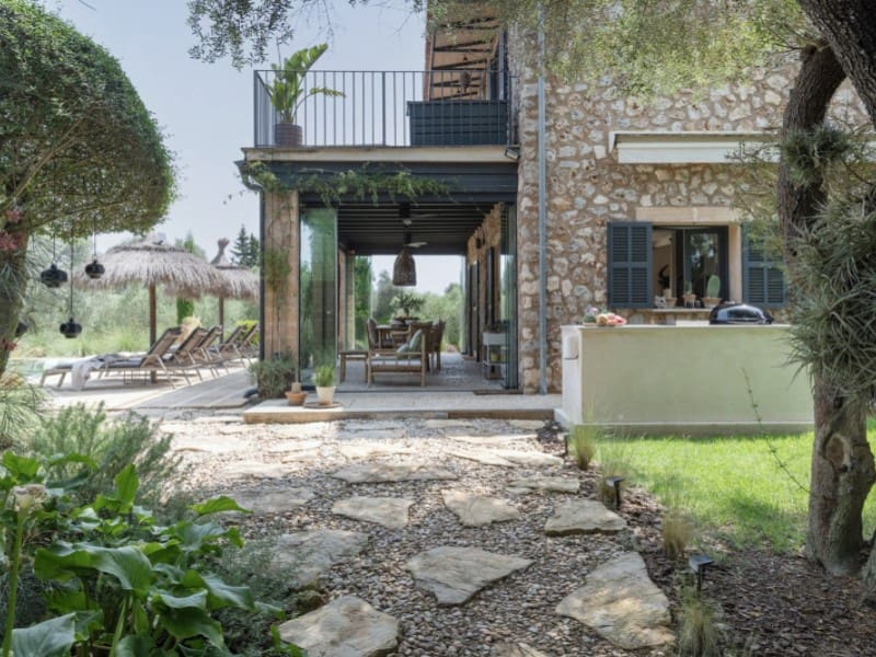 4 soveværelse Finca/Landehus til salg i Llubi med swimmingpool - € 2.750.000 (Ref: 9543458)