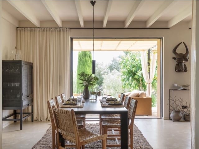 4 soveværelse Finca/Landehus til salg i Llubí med swimmingpool - € 2.750.000 (Ref: 9543458)