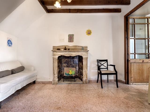 4 sypialnia Willa na sprzedaż w Alaró - 460 000 € (Ref: 9543459)