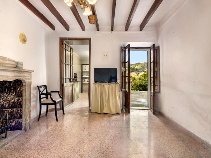 Chalet de 4 habitaciones en Alaró en venta - 460.000 € (Ref: 9543459)