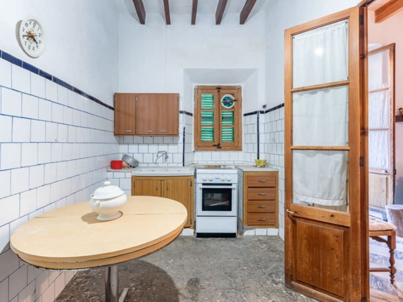 Chalet de 4 habitaciones en Alaró en venta - 585.000 € (Ref: 9547918)