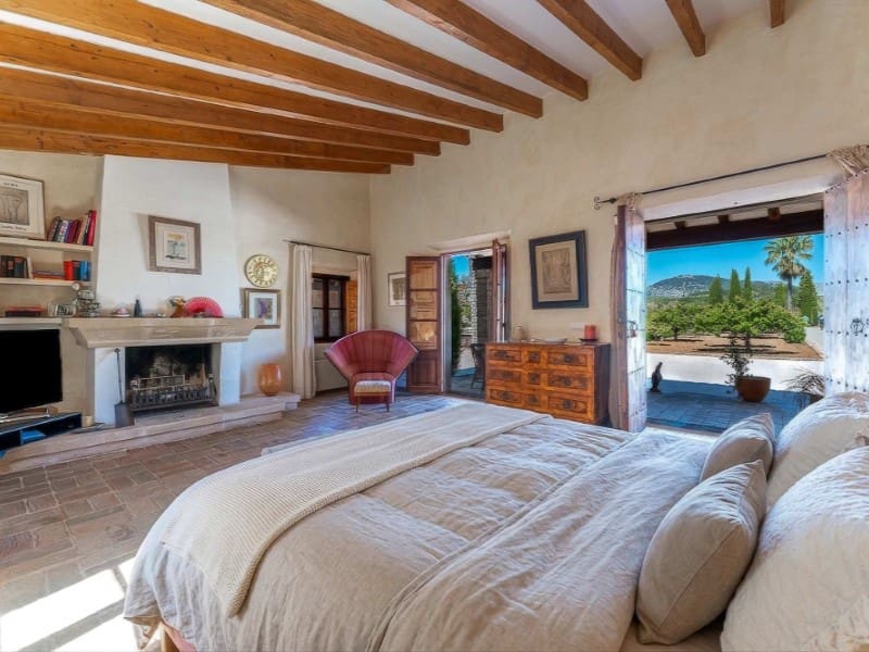 6 bedroom Finca/Country House for sale in Pollensa / Pollenca with pool garage - € 7,650,000 (Ref: 9565366)