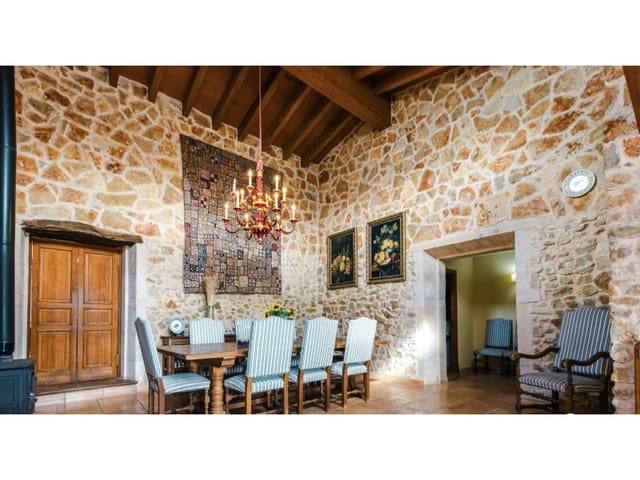 3 soveværelse Finca/Landehus til salg i Felanitx med swimmingpool - € 2.100.000 (Ref: 9568892)