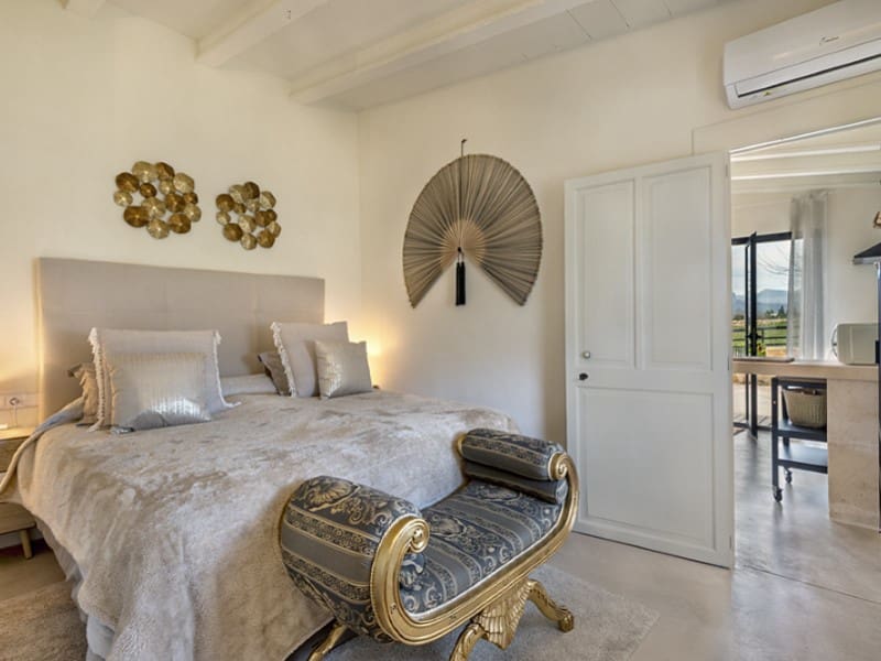 5 bedroom Finca/Country House for sale in Sencelles with pool - € 1,550,000 (Ref: 9568895)